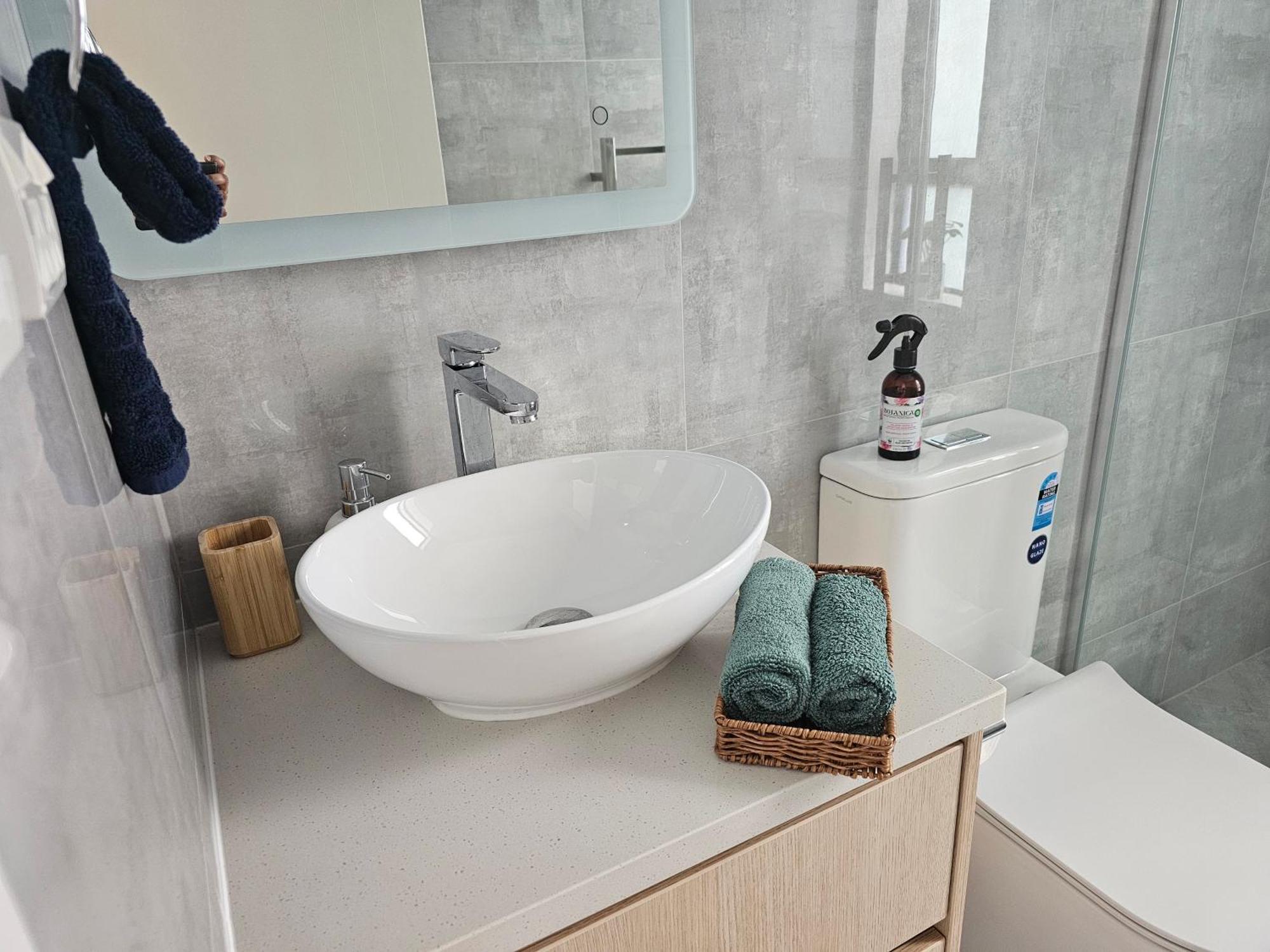 Tui Nest Garden Unit Apartment Silverdale ภายนอก รูปภาพ