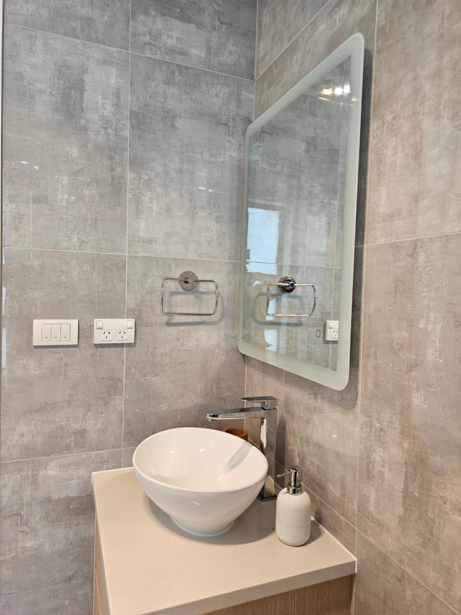 Tui Nest Garden Unit Apartment Silverdale ภายนอก รูปภาพ