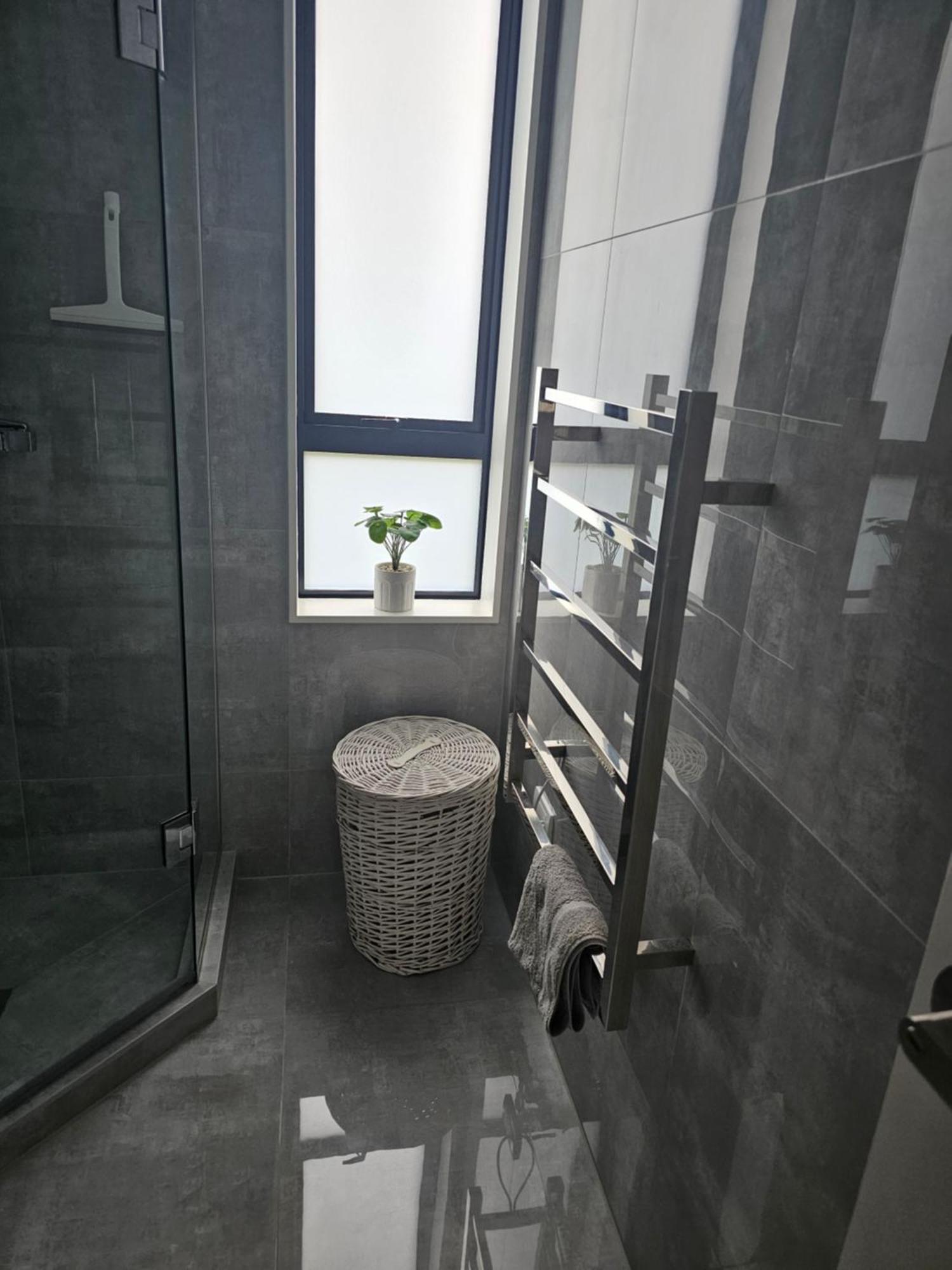Tui Nest Garden Unit Apartment Silverdale ภายนอก รูปภาพ