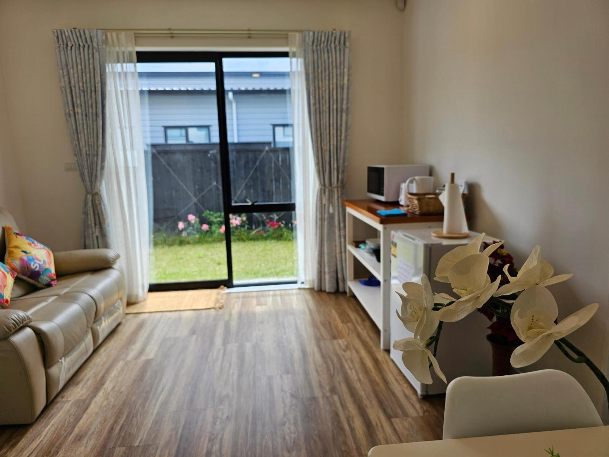 Tui Nest Garden Unit Apartment Silverdale ภายนอก รูปภาพ
